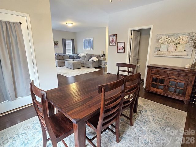 5177 S Oak Circle, Granite Falls, NC 28630