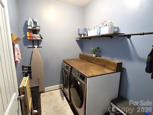 5177 S Oak Circle, Granite Falls, NC 28630