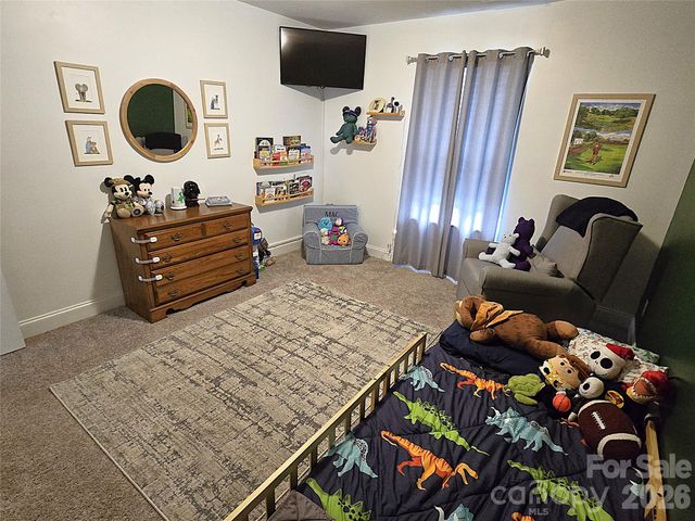 5177 S Oak Circle, Granite Falls, NC 28630