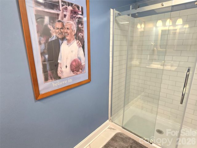 5177 S Oak Circle, Granite Falls, NC 28630