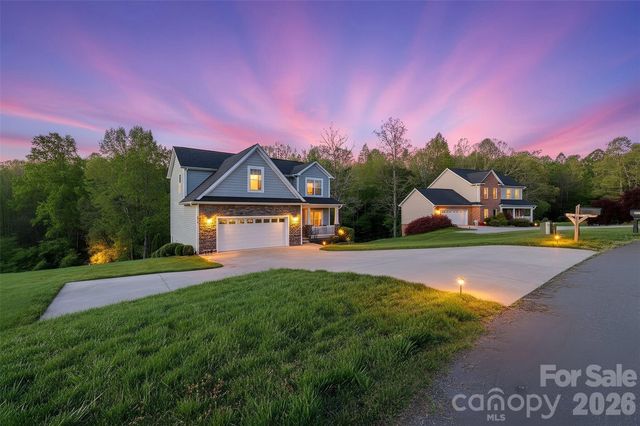 5177 S Oak Circle, Granite Falls, NC 28630