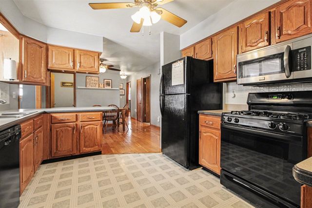 7916 Milan Oakville Road, Milan, MI 48160