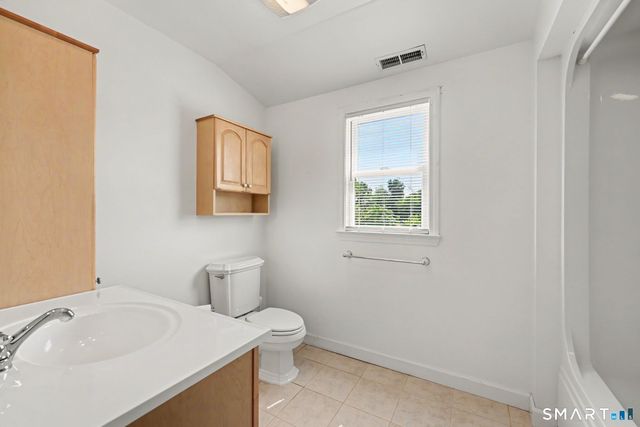 21 Victory Court, Norwalk, CT 06855