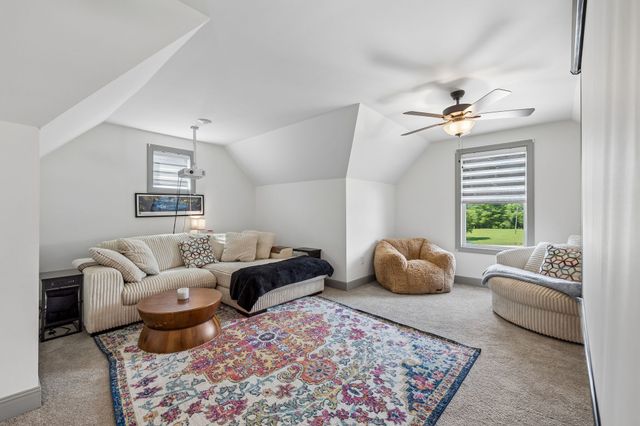 104 Aplin Branch Rd, Cottontown, TN 37048