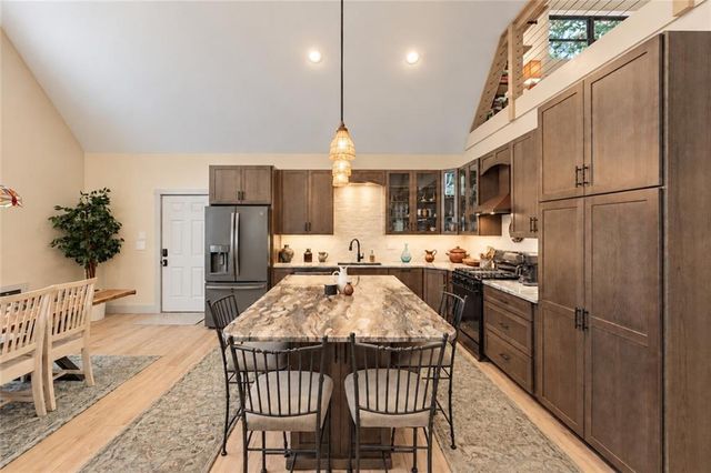 37 Abernathy Lane, Ellijay, GA 30540