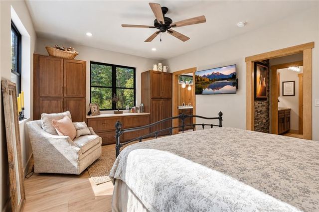 37 Abernathy Lane, Ellijay, GA 30540