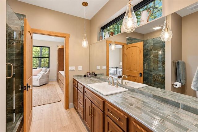 37 Abernathy Lane, Ellijay, GA 30540