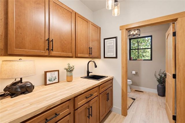 37 Abernathy Lane, Ellijay, GA 30540