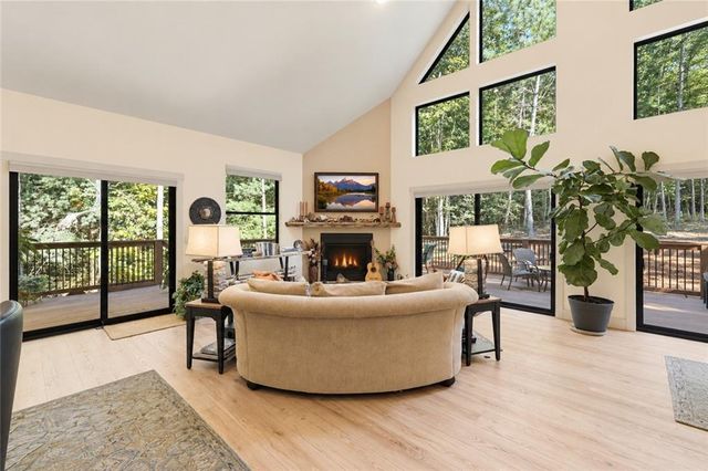 37 Abernathy Lane, Ellijay, GA 30540