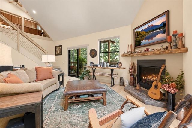 37 Abernathy Lane, Ellijay, GA 30540