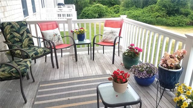 27 Sanderling Way, Middletown, RI 02842