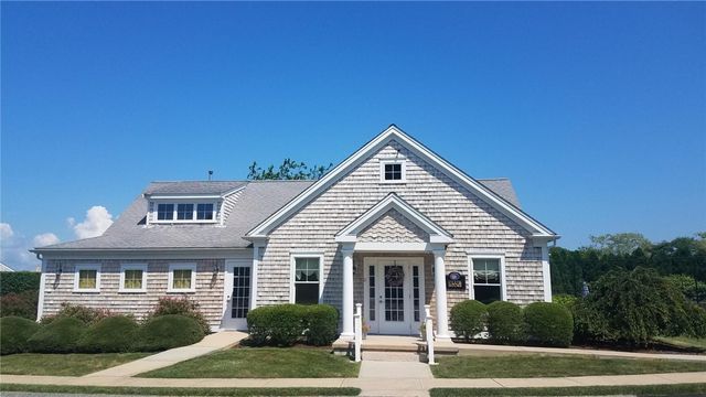 27 Sanderling Way, Middletown, RI 02842