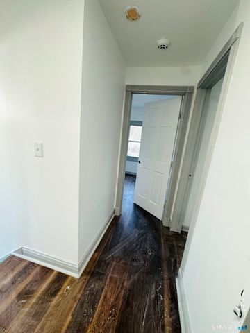 329 Amsterdam Avenue, Bridgeport, CT 06606