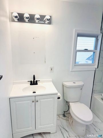 329 Amsterdam Avenue, Bridgeport, CT 06606