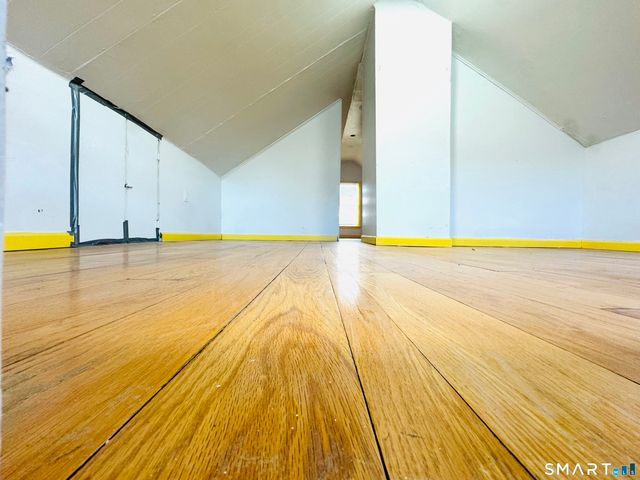 329 Amsterdam Avenue, Bridgeport, CT 06606