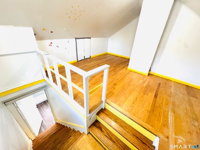 329 Amsterdam Avenue, Bridgeport, CT 06606