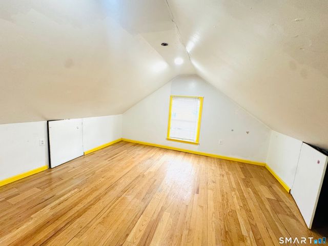 329 Amsterdam Avenue, Bridgeport, CT 06606