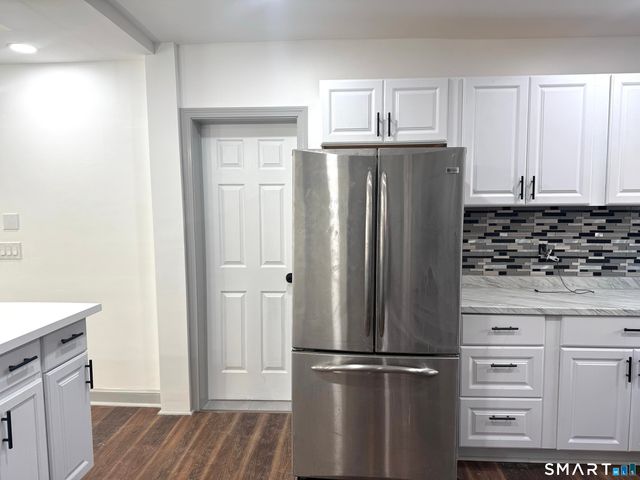 329 Amsterdam Avenue, Bridgeport, CT 06606