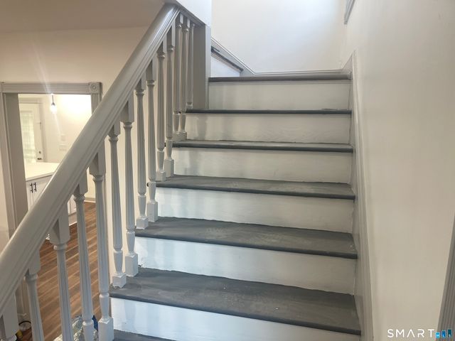 329 Amsterdam Avenue, Bridgeport, CT 06606