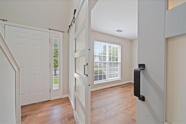 5745 VILLAGE Loop, Fairburn, GA 30213