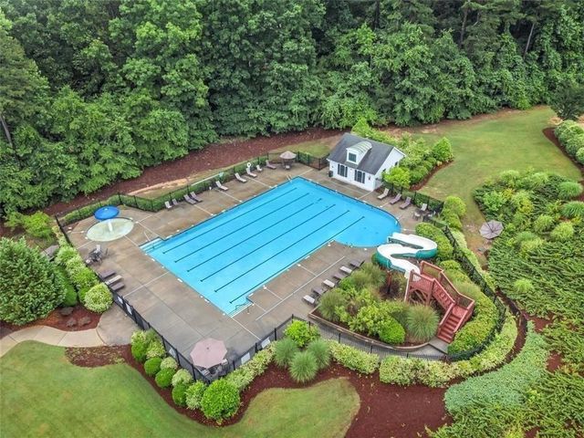5745 VILLAGE Loop, Fairburn, GA 30213
