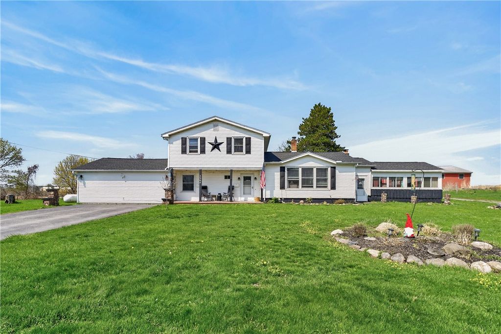 3344 Brick Schoolhouse Road, Hamlin, NY 14464