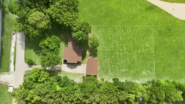 201 Rockett Lane, Pecan Hill, TX 75154