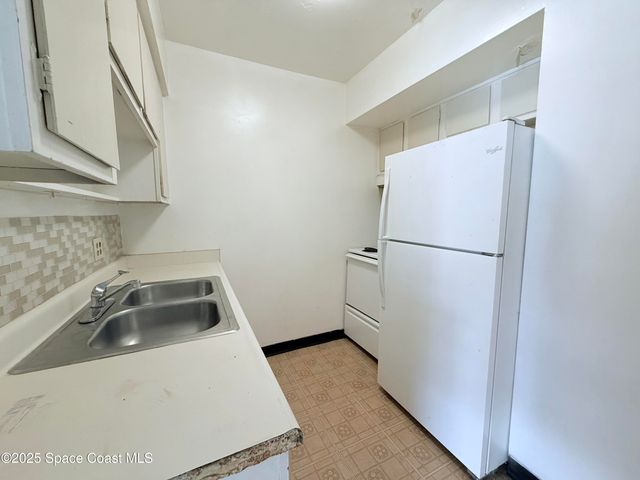 250 N Banana River Drive G6, Merritt Island, FL 32952