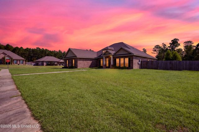 13438 Mayfair Lane, Biloxi, MS 39532