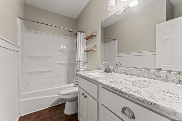 20705 Vincent Acres Cir, Denham Springs, LA 70726