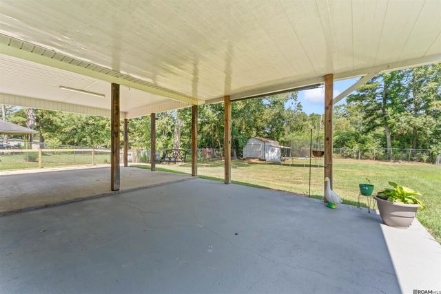 20705 Vincent Acres Cir, Denham Springs, LA 70726