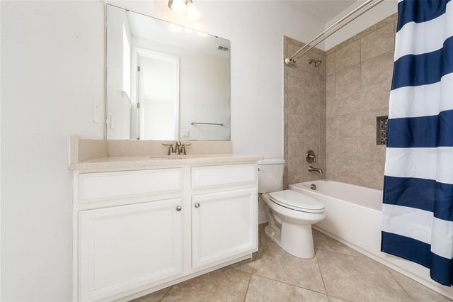 8549 LAUREATE BOULEVARD, Orlando, FL 32827