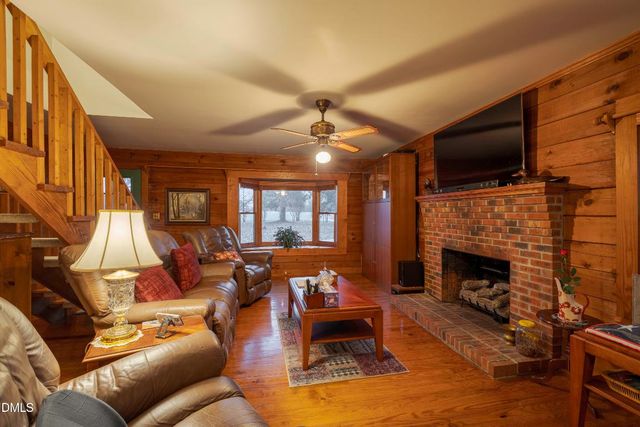 400 Airplane Lane, Turkey, NC 28393