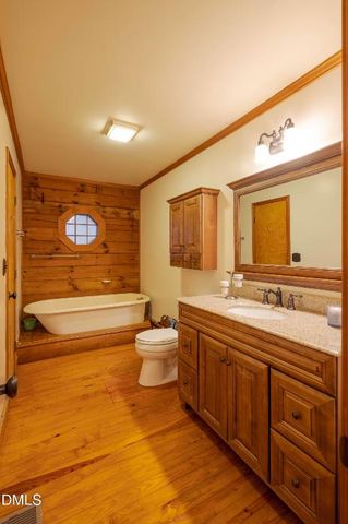 400 Airplane Lane, Turkey, NC 28393