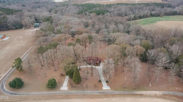 400 Airplane Lane, Turkey, NC 28393