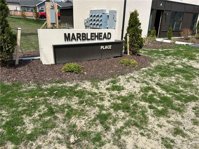 20 MARBLEHEAD Avenue I, North Providence, RI 02904