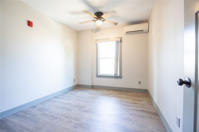 20 MARBLEHEAD Avenue I, North Providence, RI 02904