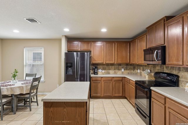 328 Wagon Wheel Way, Cibolo, TX 78108