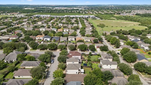 328 Wagon Wheel Way, Cibolo, TX 78108