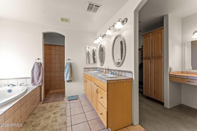 35675 S CALICO Circle, Wickenburg, AZ 85390