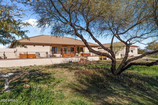 35675 S CALICO Circle, Wickenburg, AZ 85390