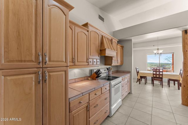 35675 S CALICO Circle, Wickenburg, AZ 85390