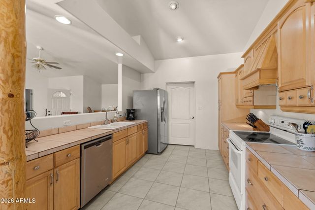 35675 S CALICO Circle, Wickenburg, AZ 85390