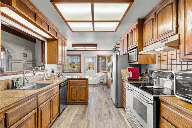 5779 Treosti Pl, Valley Springs, CA 95252