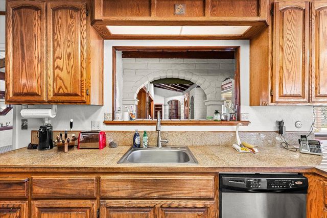 5779 Treosti Pl, Valley Springs, CA 95252