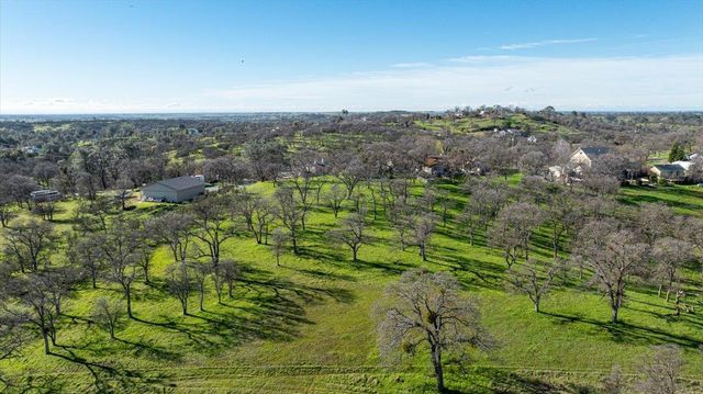 5779 Treosti Pl, Valley Springs, CA 95252