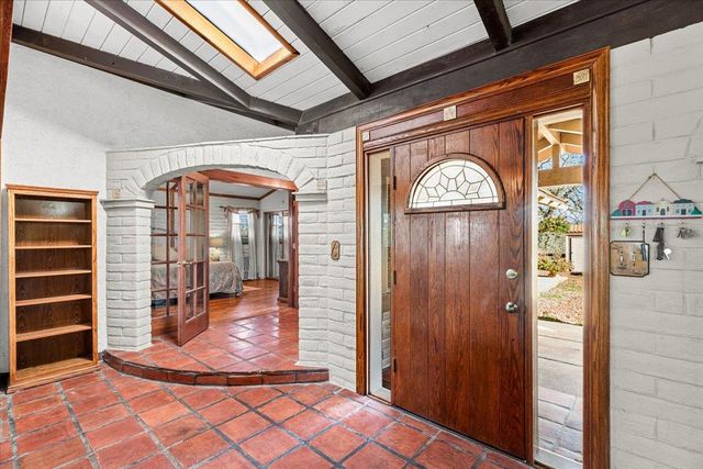 5779 Treosti Pl, Valley Springs, CA 95252