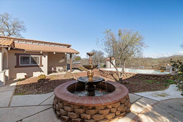 5779 Treosti Pl, Valley Springs, CA 95252