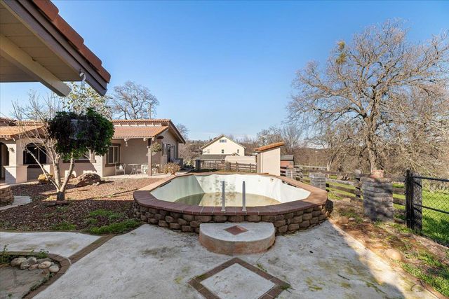 5779 Treosti Pl, Valley Springs, CA 95252