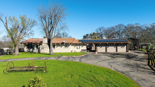 5779 Treosti Pl, Valley Springs, CA 95252